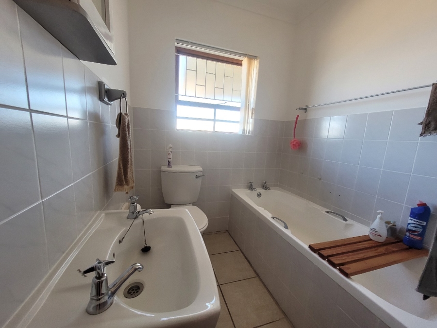 3 Bedroom Property for Sale in Noorsekloof Eastern Cape